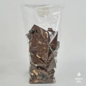 Chocolat en vrac - 500 G - Lait cacahuètes caramel fleur de sel - Grain de Sail - sachet verso