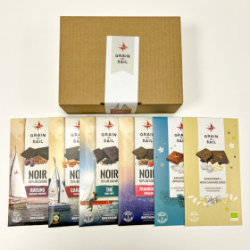 Coffret carton + 2 tablettes de Noël + 4 tablettes de Chocolat Noir