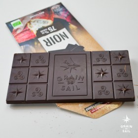 Tablette de chocolat noir 75% de cacao - BIO - Grain de Sail - ambiance