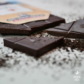 Tablette de chocolat noir Thé Earl Grey BIO - Grain de Sail - ambiance