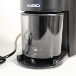 Moulin à café électrique Hario V60 Compact - Zoom trémie