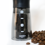 moulin-a-cafe-manuel-hario-mss1-3 Moulin à café manuel Hario Slim - Ambiance