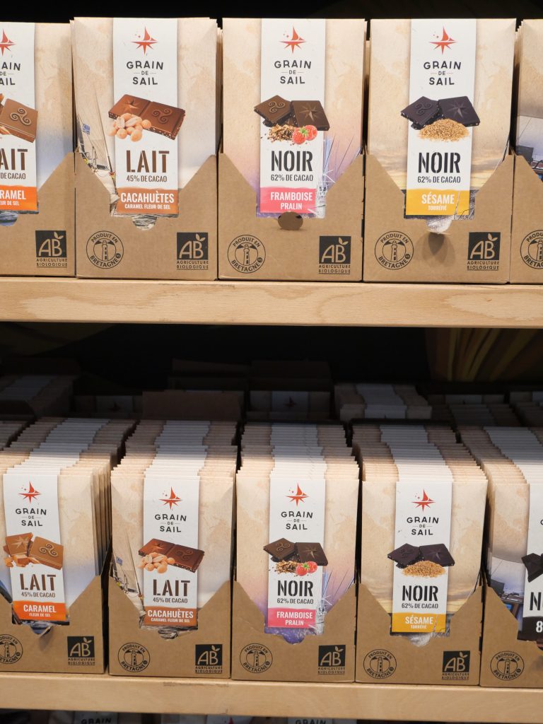 Tablettes de chocolat en rayon boutique Morlaix